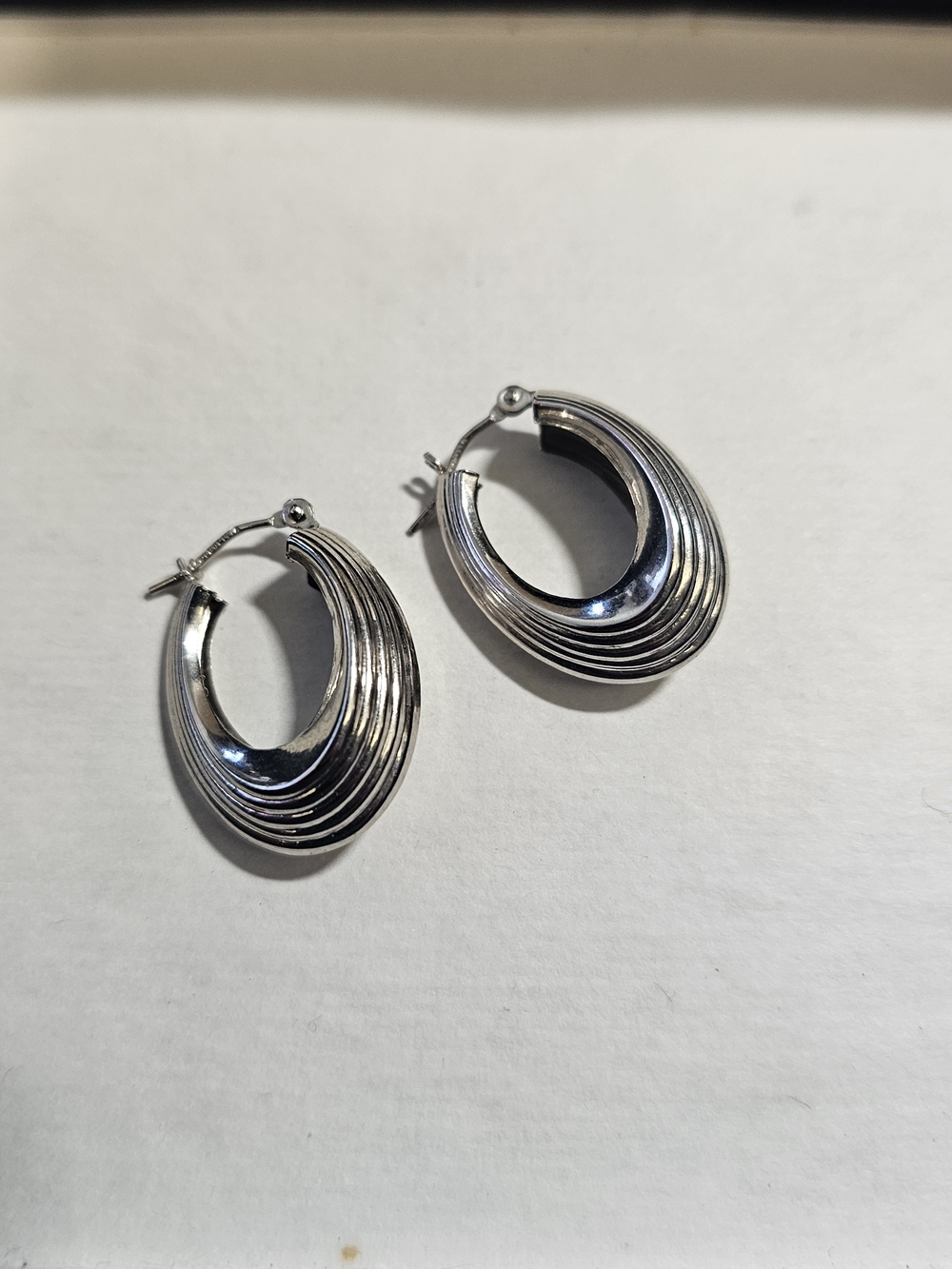 14k Solid White Gold Bolivia  Hoop Earrings